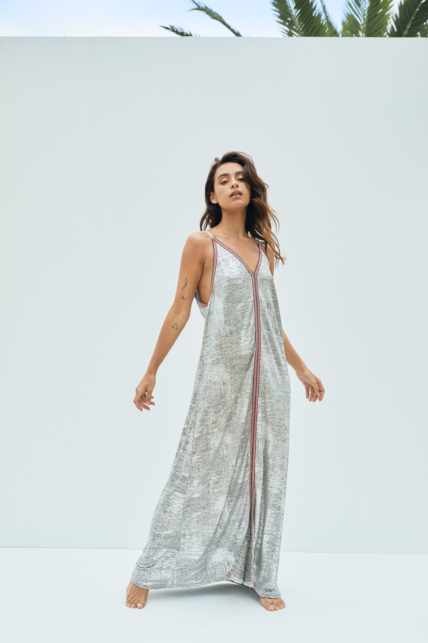 Alma - Metallic Flowy Dress